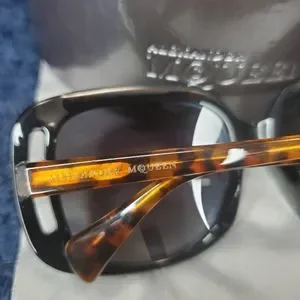 Alexander Mcqueen amq 4237/f/s - 2JG, Designer Sunglasses Alexander McQueen | Accessories | Alexander Mcqueen Amq  main image 3